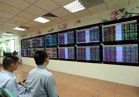 Shares rise on investor optimism