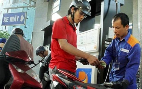 Petrol prices continue to decrease