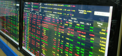 Stocks set to rise, shaky trading seen