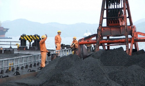 Vietnam’s coal giant cries for help as unsold stock nears 10mn tons