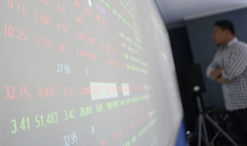 VN Index extends gains amid doubts over profit-taking pressure