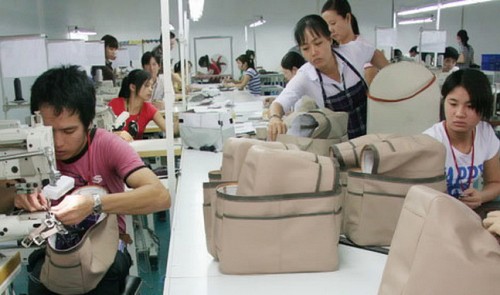 Vietnam world’s fifth-largest exporter of suitcases, handbags