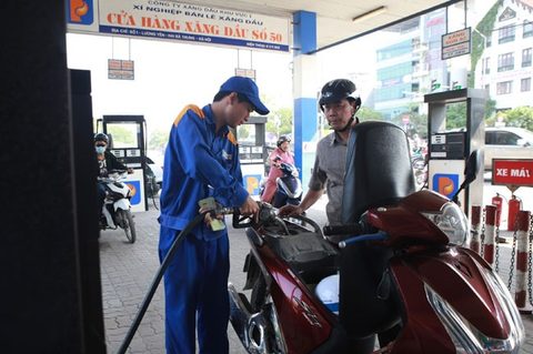 Petrol prices increased to VND17,486 per litre
