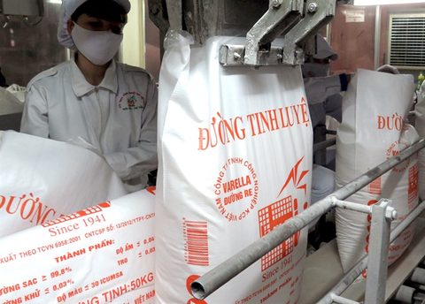 Fifteen firms win sugar import quotas