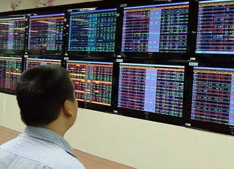 VN stocks rally for a third session