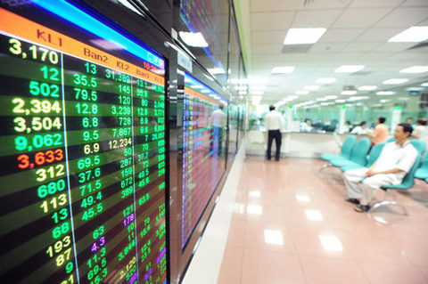 VN Index extends gains on large-cap recovery
