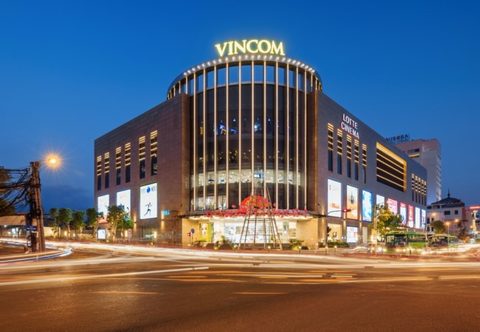 Vincom Retail submits listing document to HOSE