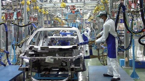 VN’s manufacturing PMI dips to 51.6 in October