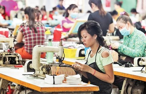 Strong industry, trade sectors account for 33% of HCMC’s GRDP
