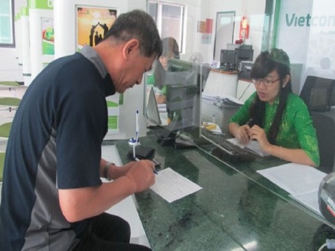 Vietcombank increases service fees from March