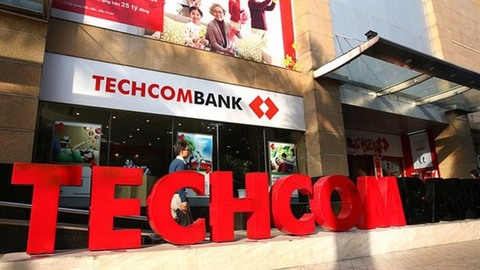 Techcombank applies for listing in HoSE