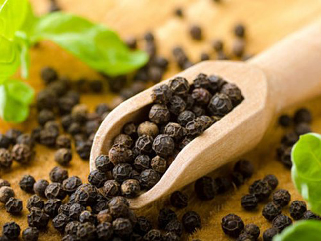 Vietnam to cut black pepper farm area as global prices fall