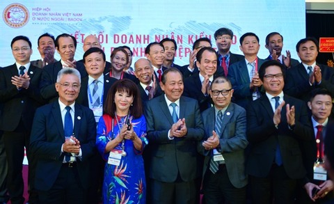 Overseas Vietnamese businesses contribute to development, says deputy PM