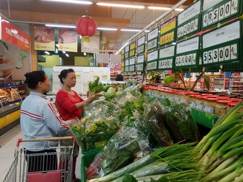 Vietnam's fast-moving goods market growth slows in May