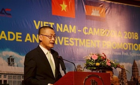 VN-Cambodia trade forum kicks off