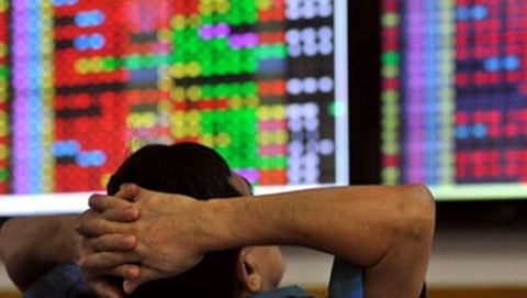 VN shares remain negative on low confidence, caution