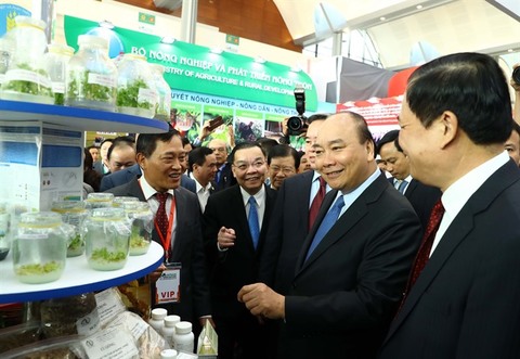 PM urges agriculture sector to brace for integration