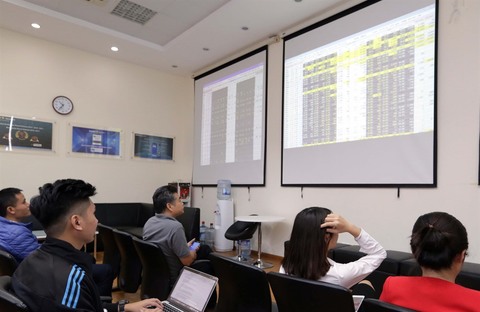 VN-Index fails to maintain 1,000 points