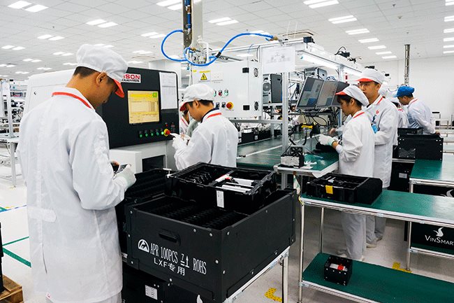 Vietnam’s economy grows 6.76% in first half