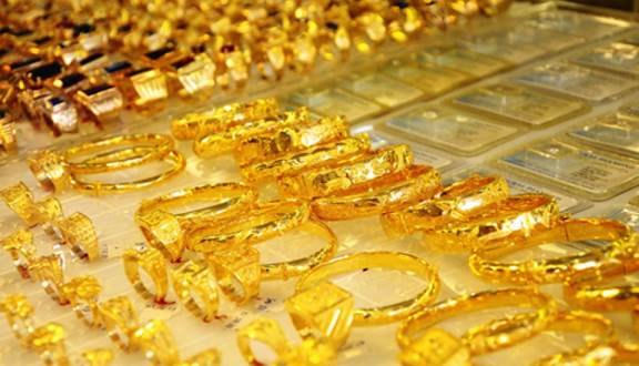 Trade war pushes gold to 6-year high in Vietnam