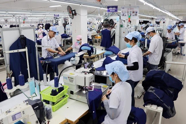Vietnam’s GDP back on 7% track with manufacturing and services