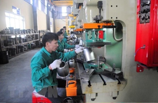 Vietnam’s manufacturing sector recovers in November