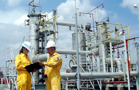 Oil prices up, VN stocks keep progressing