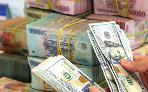 Authorities inject trillions of VND to support economy