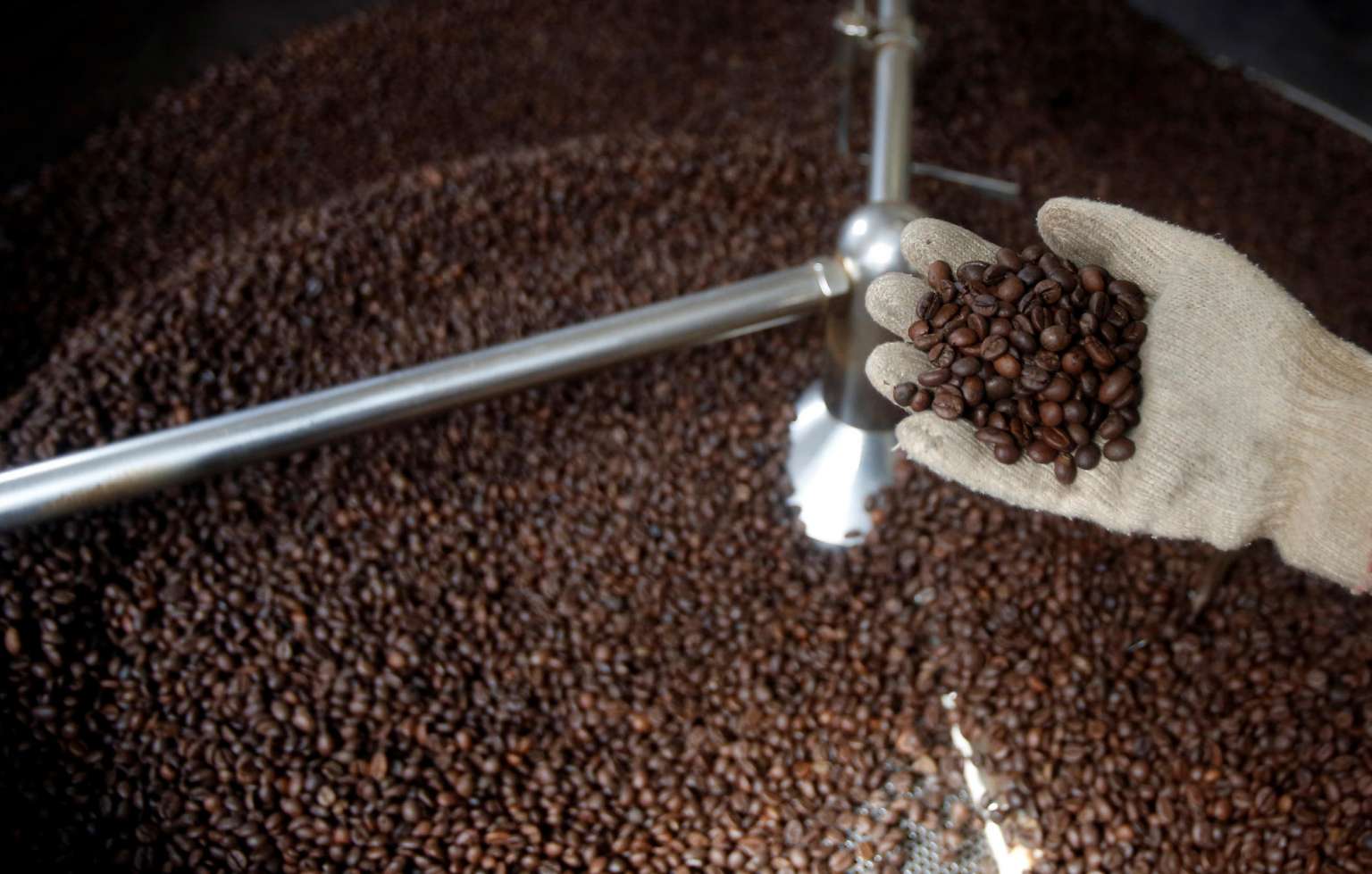 Vietnam May coffee exports down 1.4% m/m, rice down 19.9%