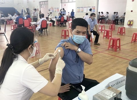 Vaccination 'key' to rapid economic recover